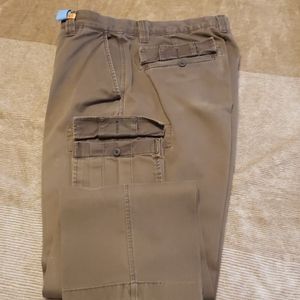 ROUNDTREE & YORKE Pants 36x32